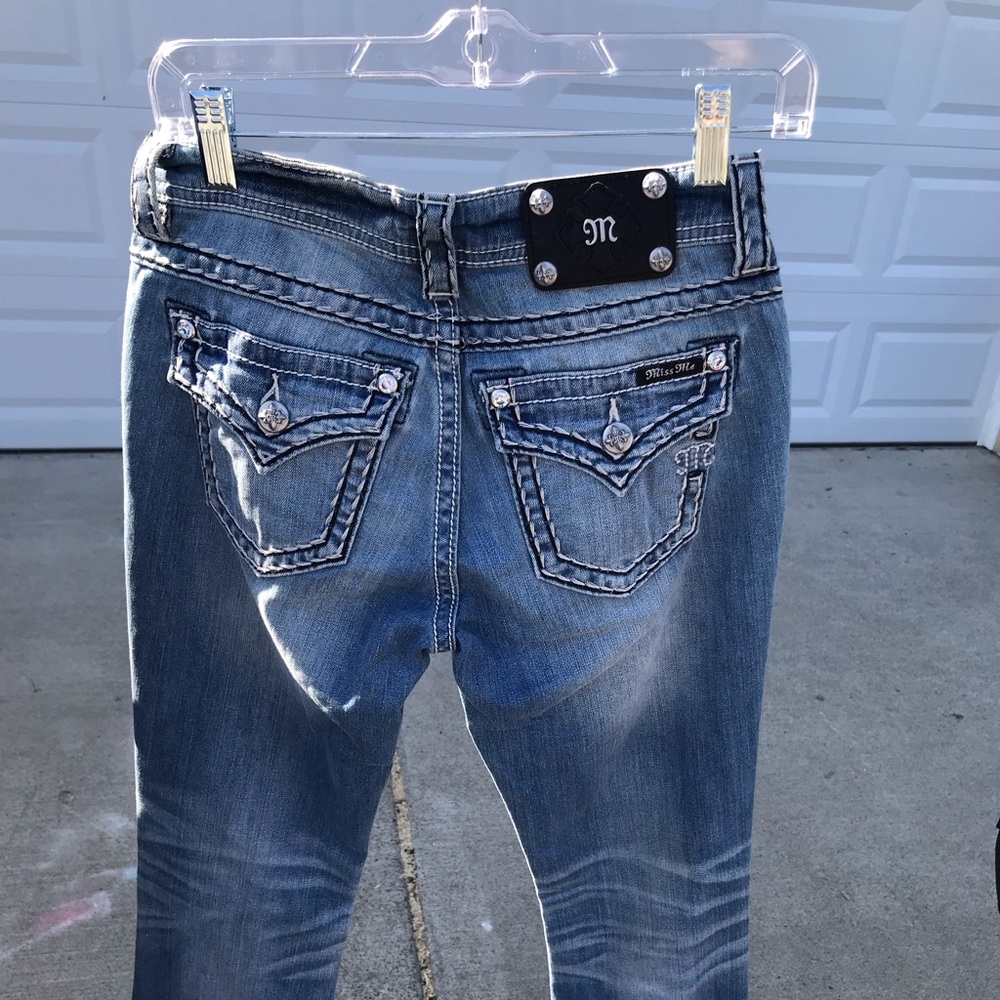Miss Me jeans - NWT - relaxed boot cut - size 27